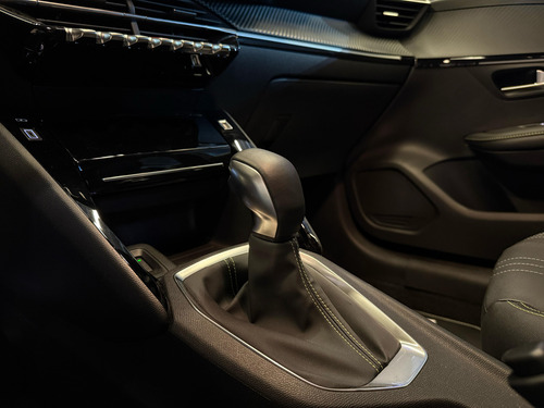 Peugeot 208 1.0T Gt