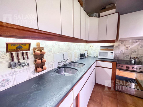 Imagen 9 de 21 de Venta Casa A Pasos Del Mar - 4 Dormitorios 2 Baños - Playa Mansa - Ref: 4244557