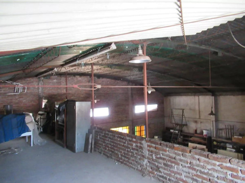 Casa En Venta - 2 Dormitorios 2 Baños - Cochera - 425mts2 - Pilar