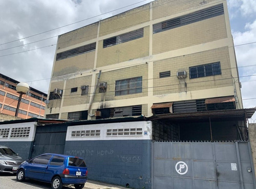 Imagen 2 de 13 de Vendo Edificio 2576m2 Boleita Norte 7956