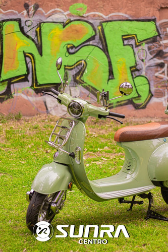 Imagen 16 de 19 de Moto Vintage / Tipo Vespa / 50km Bateria Litio Extraible / G