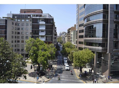 Imagen 3 de 25 de Metro Bellas Artes / Patente Comercial
