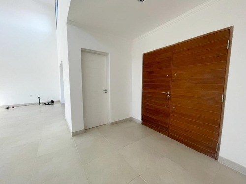Imagen 11 de 27 de Casa En Venta San Matias Area 4 Lote Interno Con Pileta