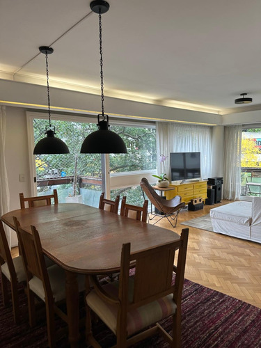 Venta Excelente Piso Con Cochera Fija En Esquina, Muy Luminoso, En Belgrano C