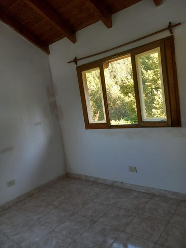 Casa En Venta - 5 Dormitorios 3 Baños 5 Cocheras - 760mts2 - San Carlos De Bariloche