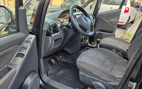 Fiat Idea 1.8 Adventure Flex 5p