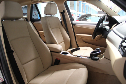 Bmw X1 2.0 18i S-drive 4x2 16v Gasolina 4p Automático
