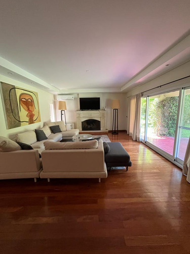 Casa En Highland Park Country