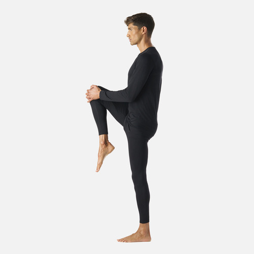 Polera Primera Capa Hombre Built To Move Negro