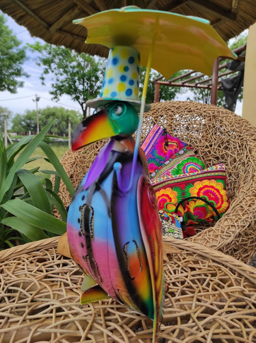 Imagen 4 de 4 de Pinguino Artesanal Figura Decorativa Hojalata Portasahumerio