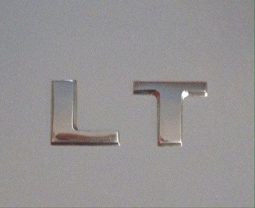 Emblema Lt Silverado En Metal Pulido 