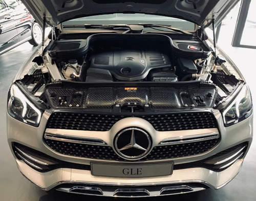 Imagen 9 de 13 de Mercedes Benz Gle 450 5p -suv 4*4 At Cuero 2023 - 0km Plata