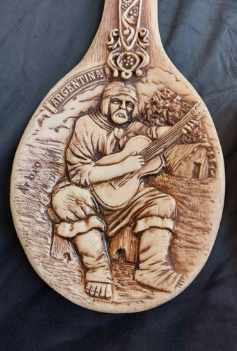 Adorno Cuchara Y Tenedor Martín Fierro Artesanía Hueso 40cm Hueso (Usado)