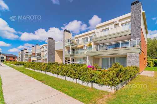 Imagen 28 de 30 de Departamento En Venta En Complejo Altos De Maschwitz - Maroto Propiedades