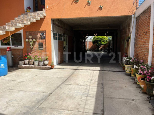 Casa En Zona Arbolada Con Bonita Vista En Pueblo San Mateo Tlaltenango