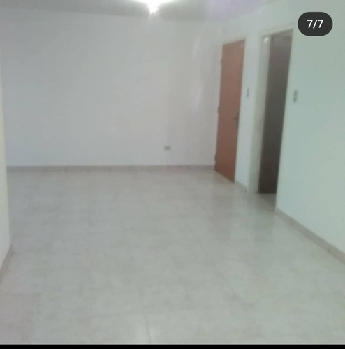 Imagen 6 de 13 de Apartamento En Alquiler Villa Hermosa Urb. Parque El Retiro 3 Habitaciones 2 Baños