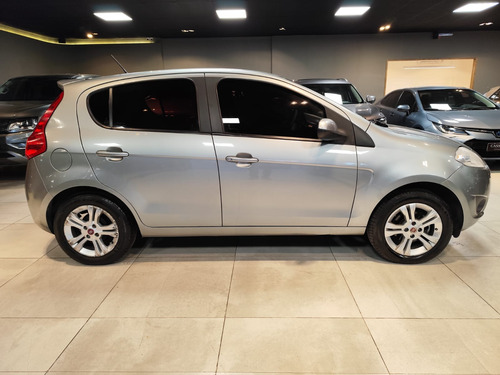 Fiat Palio 1.6 Essence 115cv Brasil