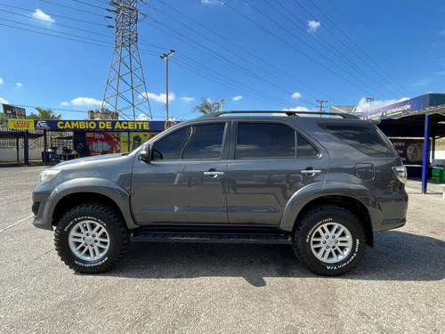 Imagen 8 de 15 de Toyota Fortuner