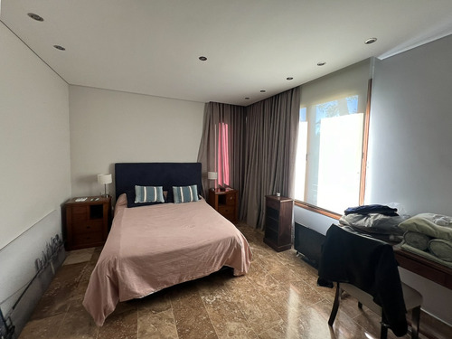 Propiedad En Venta En Barrio Saint Thomas Canning