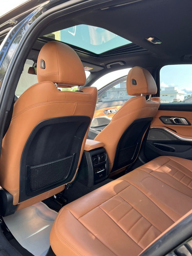 Imagem 2 de 15 de Bmw 320i - 2021/2022 2.0 16v Turbo Flex M Sport