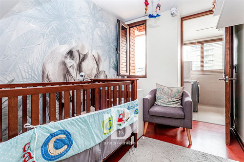 Departamento En Venta De 4 Dorm. En Las Condes
