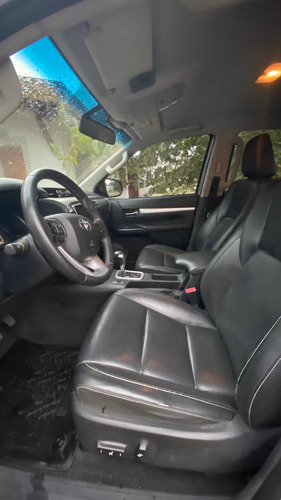 Toyota Hilux 2.8 Cd Srx 177cv 4x4 At 2016