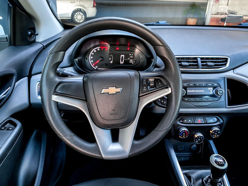 Chevrolet Onix 1.0 MPFI LT 8V FLEX 4P MANUAL