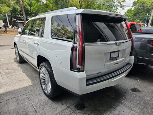 Cadillac Escalade 6.2 Plinum 4x4 At