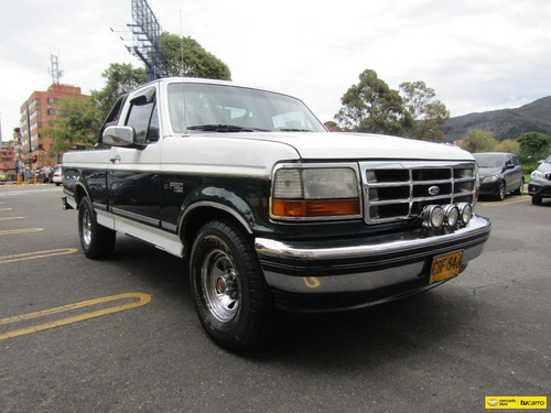 Ford F-150 5.0 Xlt 4x2