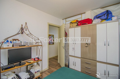 Imagem 13 de 21 de Casa, 6 Dormitórios, 250.18 M², Jardim Do Salso - 164866