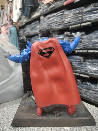 Dc Multiverse Superman Doomed, New 52!!!! (Usado)