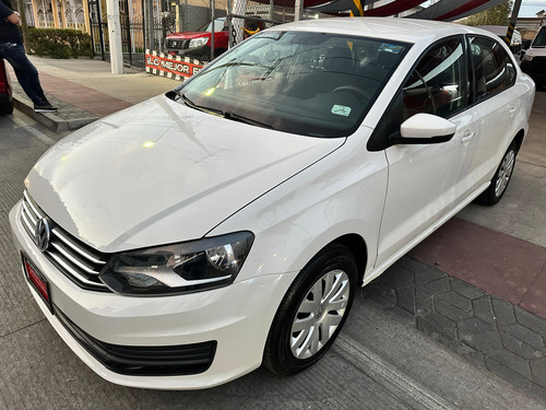 Volkswagen Vento 1.6 Starline At