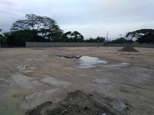 Imagen 9 de 10 de Venta De Terreno En La Av. Aragua Maracay Edo Aragua.