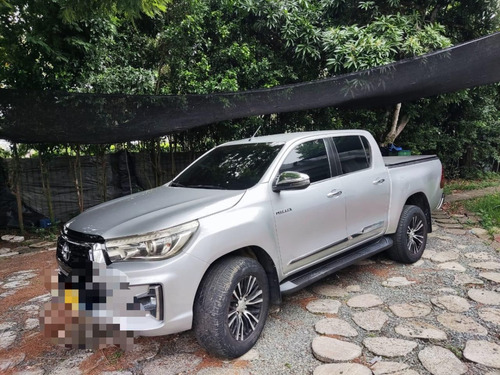 Toyota Hilux 2.8 Srv