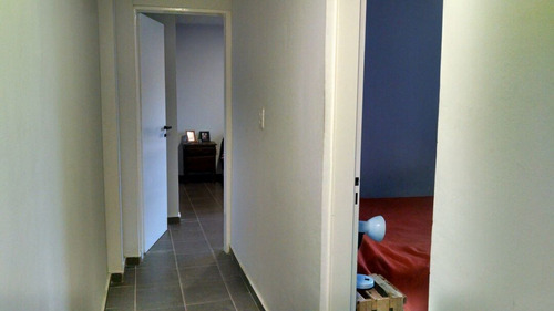 Imagen 3 de 13 de Departamento 2 Dormitorios En Av Colón