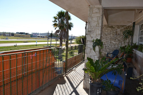 Imagen 4 de 10 de Casa En Venta De 2 Dormitorios