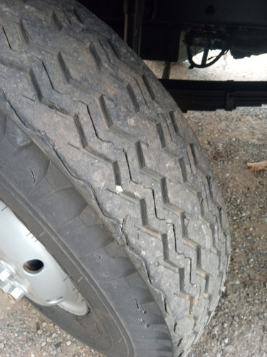Imagem 13 de 14 de Ford F 12.000, 4x2, Prata, 1999/2000, No Chassi