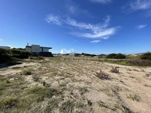 Terreno Lote  En Venta Ubicado En La Barra, Punta Del Este, Punta Del Este / Maldonado