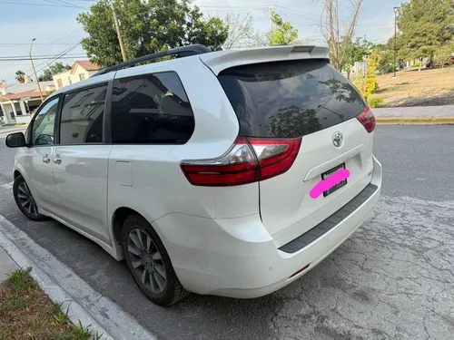Toyota Sienna 3.5 Xle Piel At