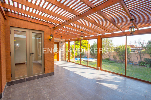 Casa En Venta San Carlos De Apoquindo/ U. Andes