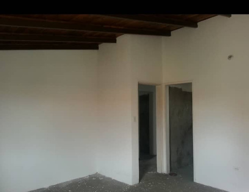 Se Vende Casa Quinta En Puerto Ordaz Ve02-1134po-myafar