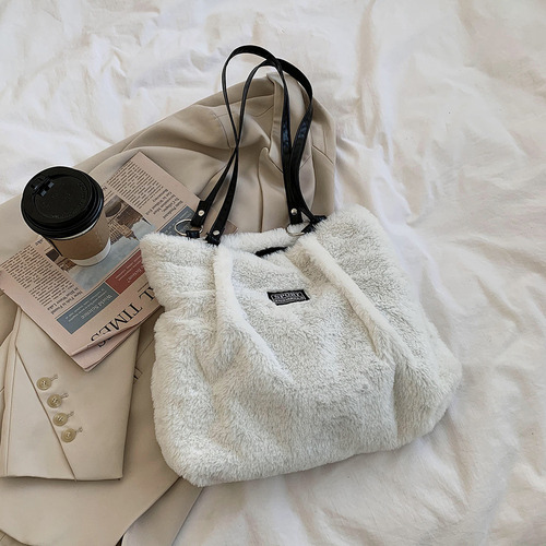 Bolso De Hombro De Felpa Con Estampado De Vaca A Rayas Vinta