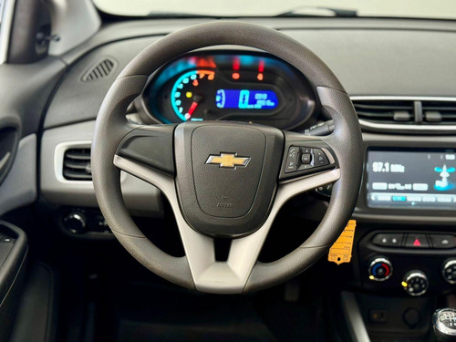 Chevrolet Onix HATCH LT 1.0 8V FlexPower 5p Mec.