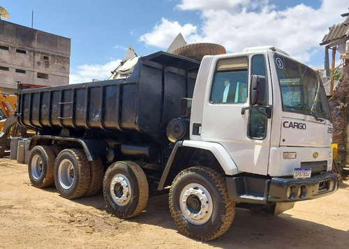 Caminhão Ford Cargo 2932e  2006  Caçamba  4 Eixos Traçado 