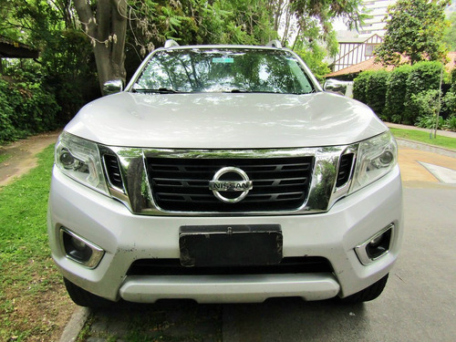 Nissan Np300 D Cab 4x4 2.3 Aut 2017