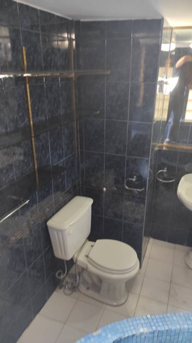 Apartamento En Venta , Avenida Fuerzas Armadas