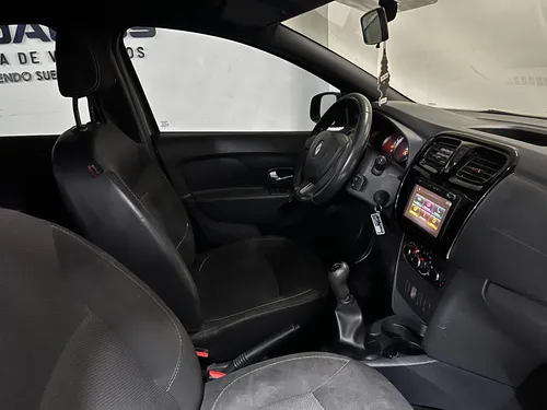 Renault Logan 1.6 Expression