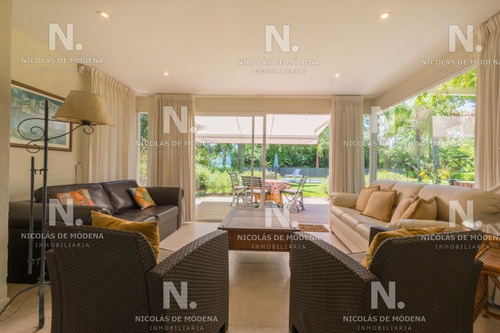 Chalet En Punta Del Este- Ref: 3162
