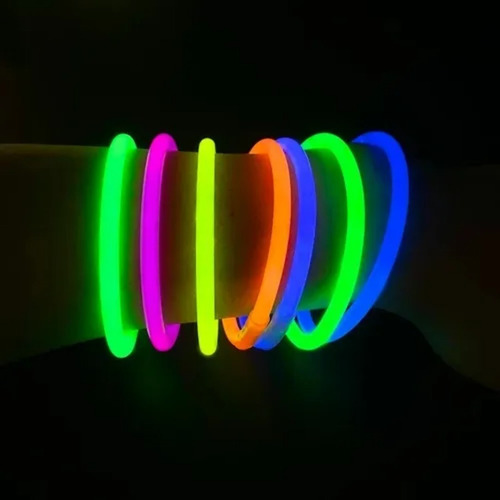 Imagen 3 de 5 de 100 Pulseras Fiestas Neón Tik Tok Brillan En La Oscuridad
