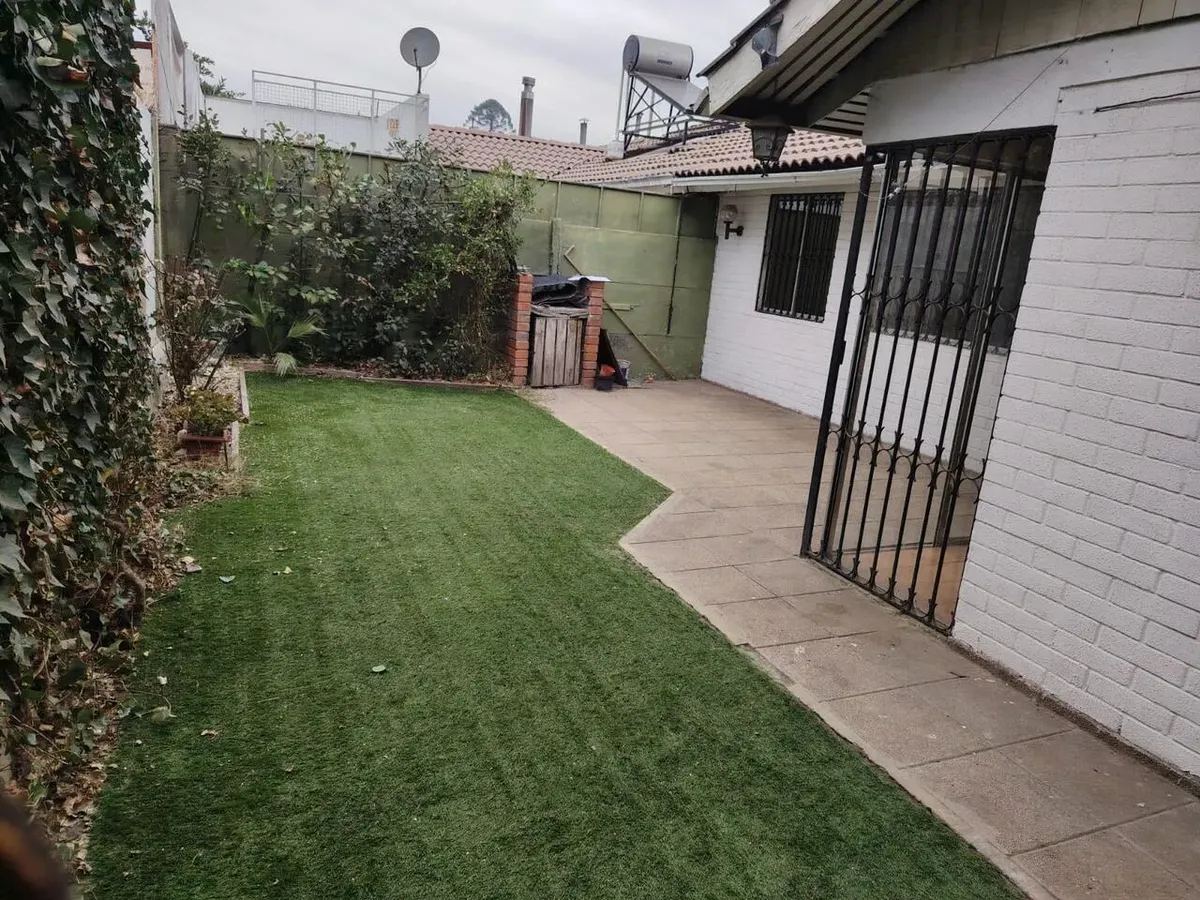 Imagen 4 de 17 de Arrienda Casa Villa Jardines De Versalles 4d/2b